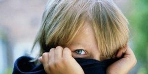 ПОСОХ ПАСТИРЯ  ЧИ…? (Глибинні корені дитячої лякливості, ч. 1) Який прекрасний 22-й псалом! Якою чудовою метафорою він  починається: «Господь – то мій Пастир, тому в не достатку не буду, – на пасовиськах зелених оселить мене, на тихую воду мене запровадить!»